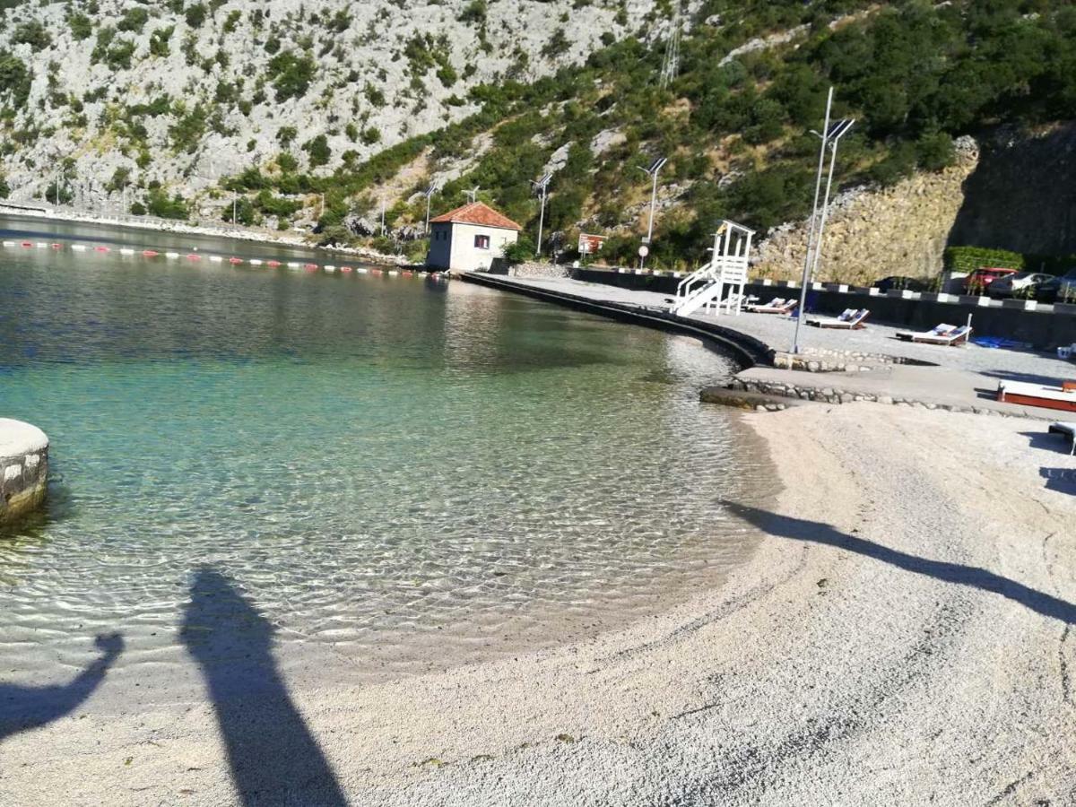 Mosaic Leilighet Risan Eksteriør bilde